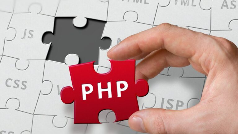 PHPとは？特徴やできること、メリット・デメリットを詳しく解説