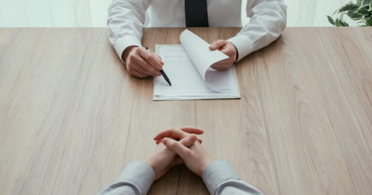 30代未経験でも受かる！ITエンジニア転職の面接対策マニュアル