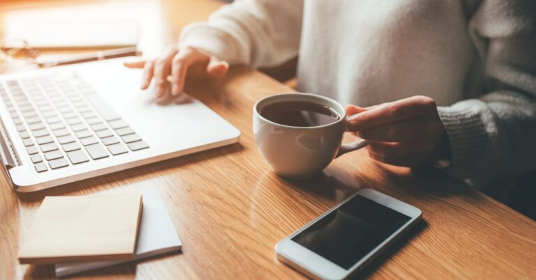 フリーランス独立前にやるべき準備とは？ポートフォリオ・営業・生活資金まで徹底解説